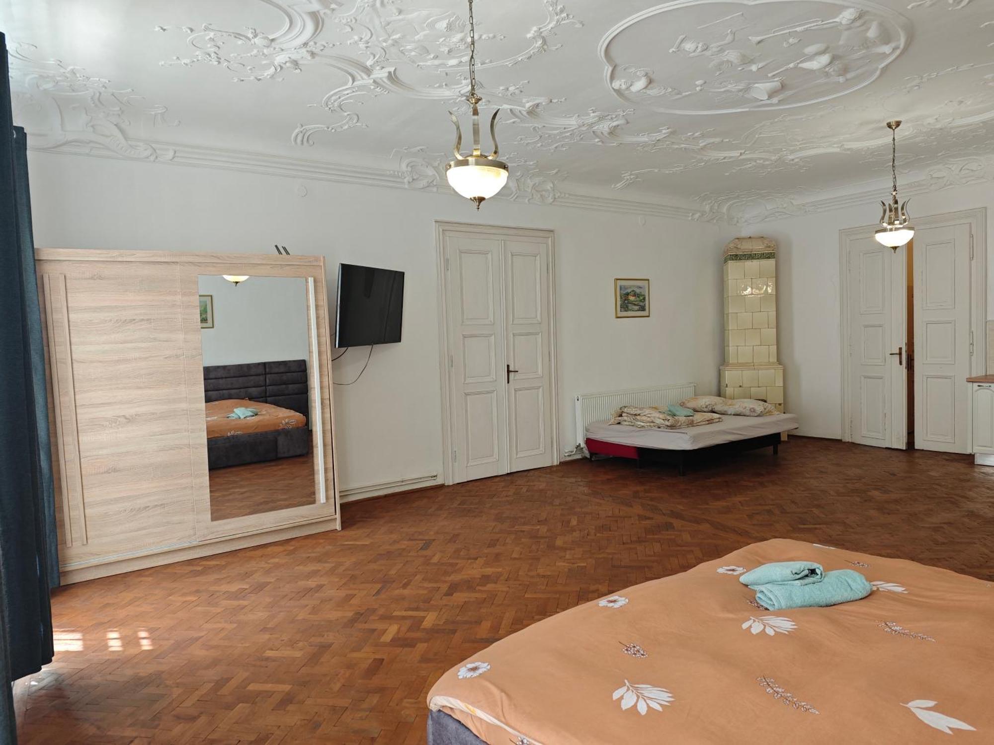 Clasic Studio Central Брашов Екстериор снимка